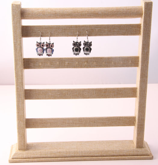 Earring stand jute