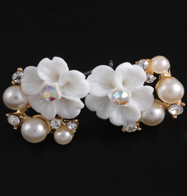 Earrings White flower and pearly