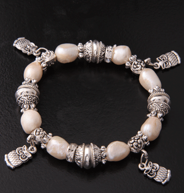 Bracelet Pearls, charms & strass