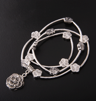 Bracelet and necklace Rose I