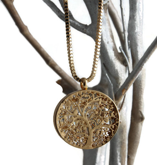 Ketting Tree of life filled with crystals