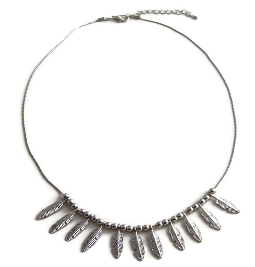 Necklace Small feathers