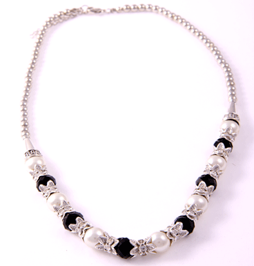Collier pearly and black & white crystal